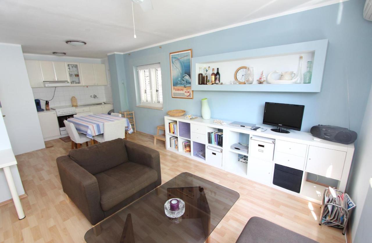Apartment Maestral Ровинь Экстерьер фото