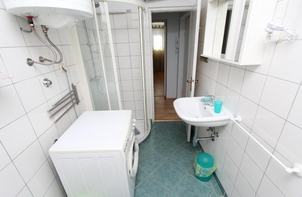 Apartment Maestral Ровинь Экстерьер фото